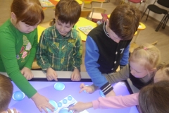 _PiECa_aYAU