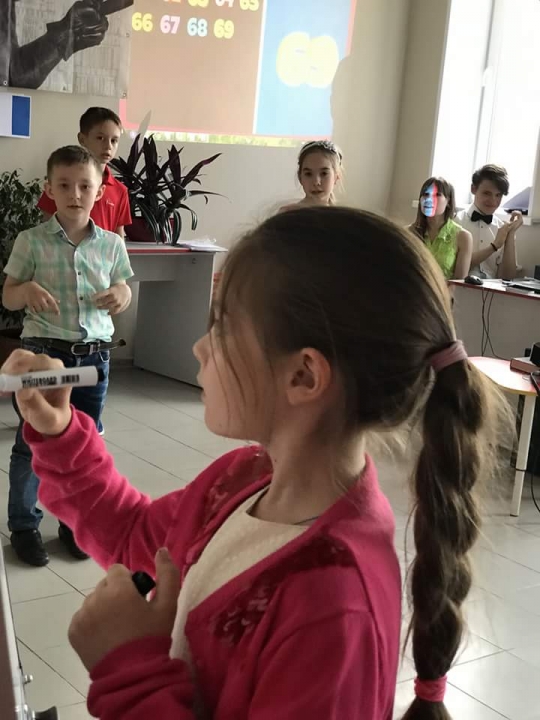 33282951_2352683011412106_1784942976053542912_n