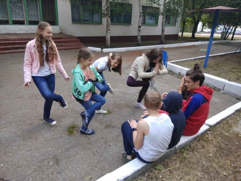 RzsFZUVSIsM